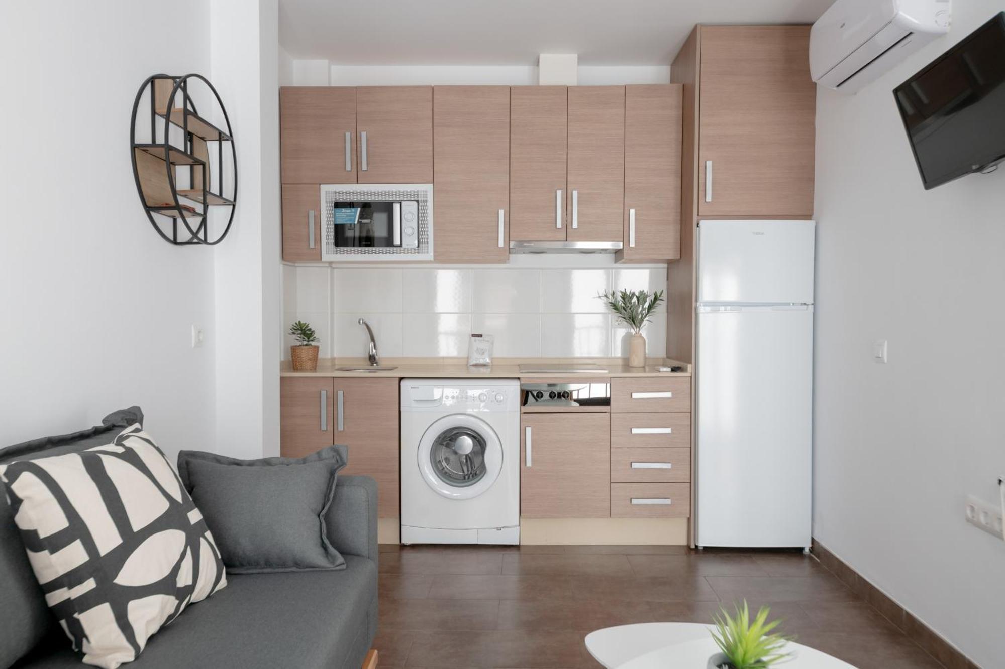 Apartamentos La Vista Conil De La Frontera Exteriör bild